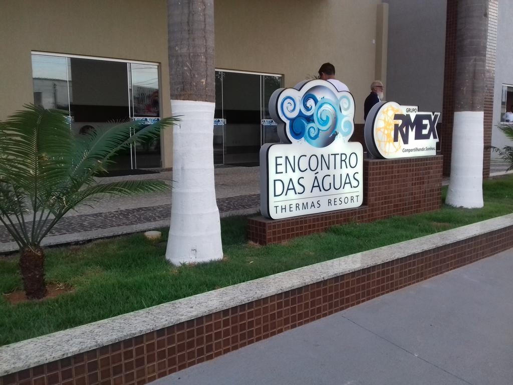 Apartamento Encontro das Águas Caldas Novas Exterior foto